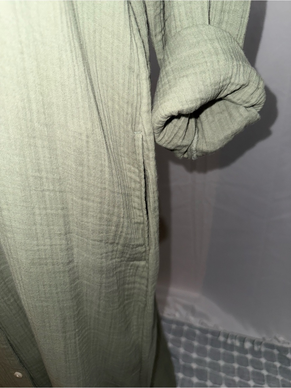 New Lou & Grey LOFT Long Button-Down Shirt Dress in Olive Green - Picture 4 of 6